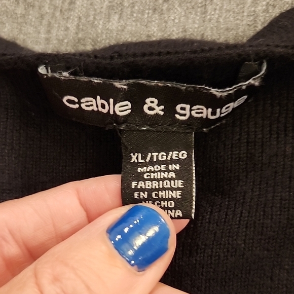 Cable & gauge black scalloped  3/4 Sleeve sweater size XL! - Picture 2 of 6